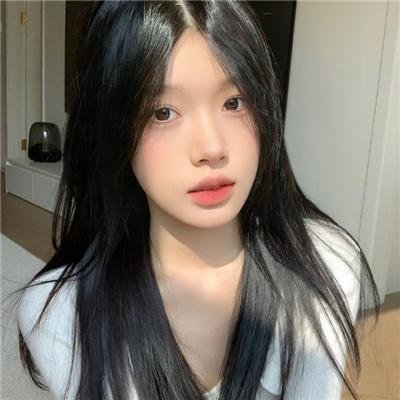 蒙娜丽莎与血月亮